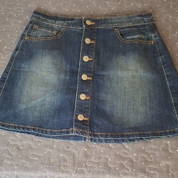Express Dresses & Skirts - Express Denim Button-Front Skirt size 2
